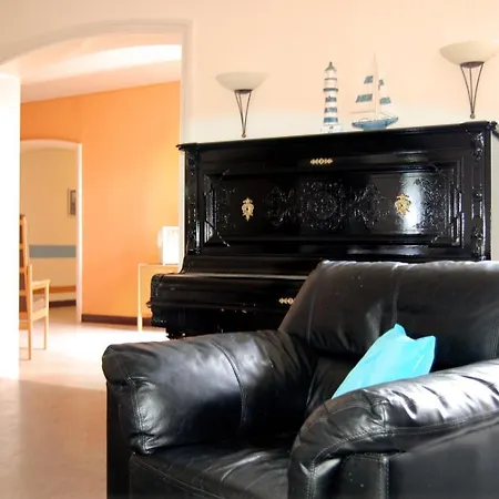 Hostel Flensburg Hotel 2*