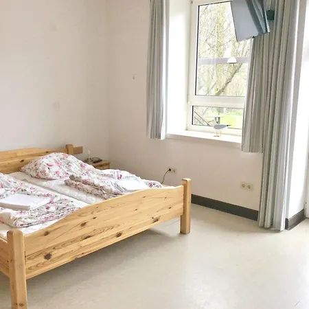 Hostel Flensburg Otel 2*