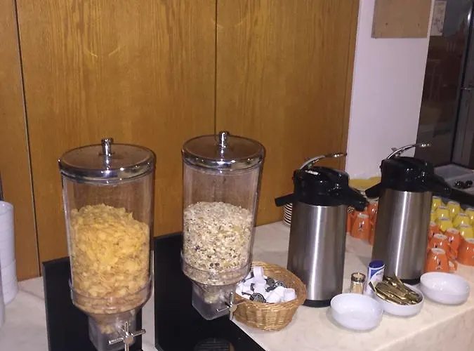 Hotel Hostel Flensburg 2*